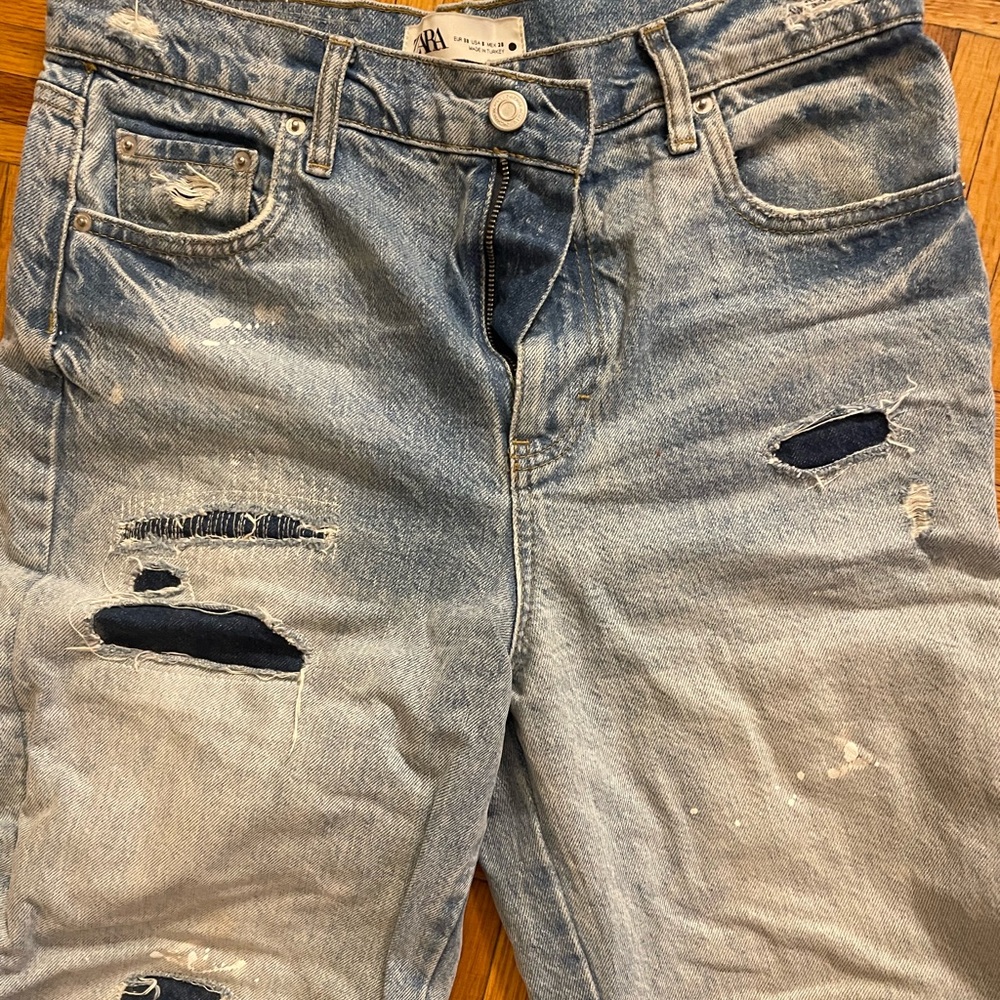 Zara Baggy Distressed Denim Jeans